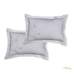 Kit Fronha Satinee Cherry